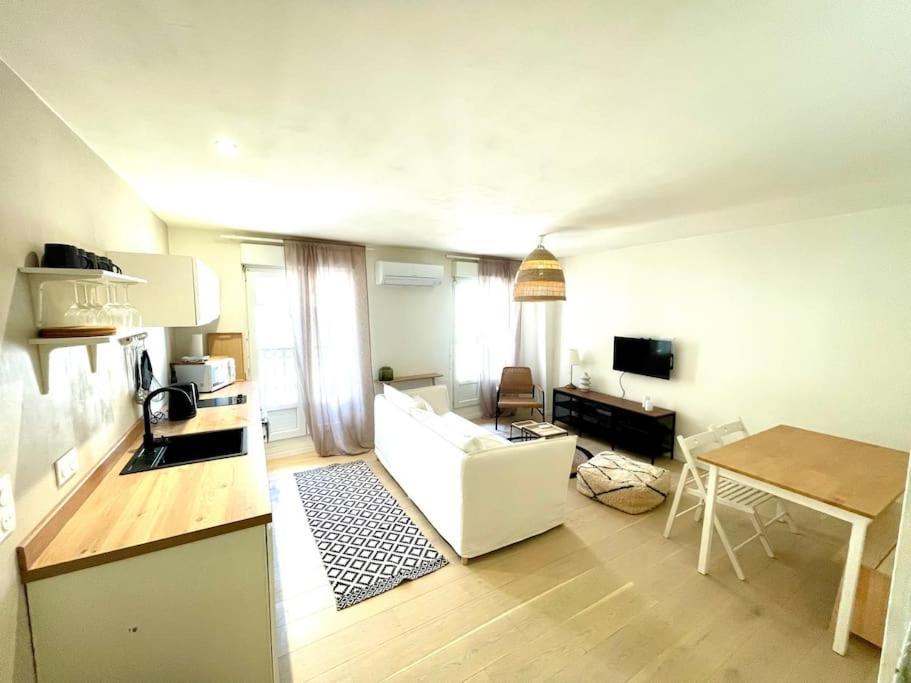 Maison Charmante Avec Terrasse, 2 Chambres Marseillan  Εξωτερικό φωτογραφία